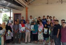 Tak Hanya Akses, Pemda Koltim Juga Bantu Kebutuhan Pokok Lima Desa di Ueesi