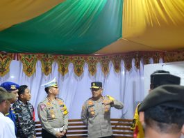 Wakapolda Sultra Tinjau Arus Mudik Lebaran di Pelabuhan Feri Torobulu