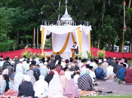 Polda Sultra Gelar Sholat Idul Fitri 1445 H di Lapangan Apel Presisi