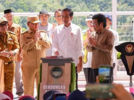 Jokowi Resmikan Bendungan Ameroro, Habiskan Anggaran 1,57 Triliun