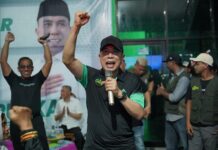 Silaturahmi Dengan Relawan di Muna, ASR Komitmen Tingkatkan Ekonomi Demi Kesejahteraan Rakyat