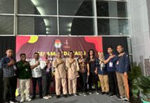 Pasangan Bachrun-Asrafil Selesai Jalani Pemeriksaan Kesehatan di RSUD Bahteramas