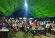 Masyarakat Desa Labunti Tumpah Ruah di Malam Ramah Tamah HUT RI yang Dihadiri Plt Bupati Muna