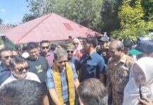 Profesor Akal Sehat, Rocky Gerung Tiba di Universitas Karya Persada Muna