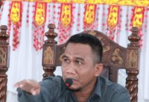 Sairman Minta Bupati Alokasikan Pembangunan Jaringan Listrik dan Telekomunikasi di Desa Koepisino