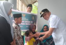 Salurkan Dana ZIS, Bupati Butur Harap Bisa Bantu Ringankan Kebutuhan Keluarga