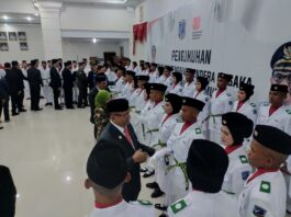 Bupati Bachrun Kukuhkan Paskibraka Kabupaten Muna Tahun 2025